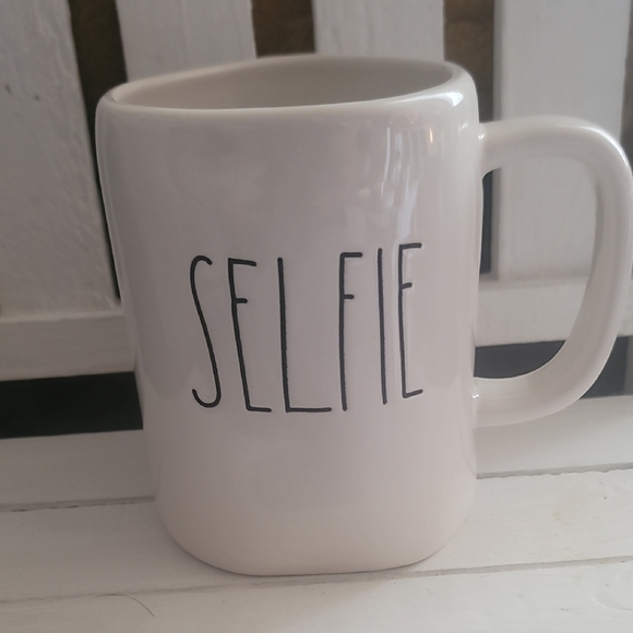 Rae Dunn White 'Selfie' Mug - Picture 1 of 3